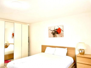 Large Room in Schuttrange Free Parking 10mins to Airport Excellent Customer Services